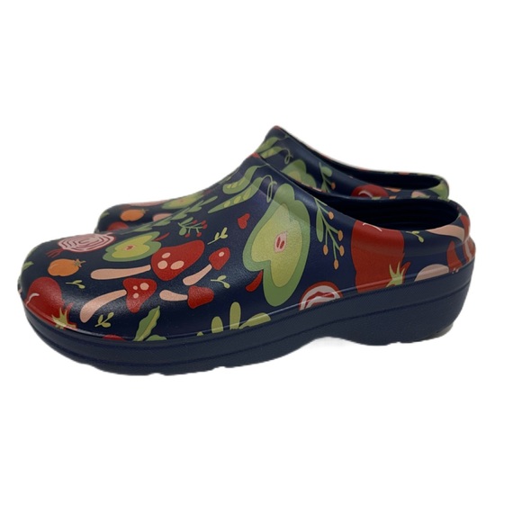 totes Women's Everywear Bailey Clog/Navy Floral/Size 7 - Picture 1 of 9
